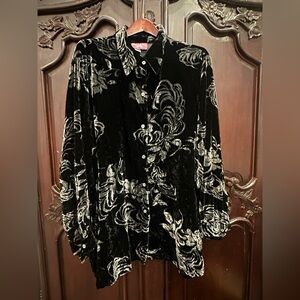 Denim&Co Black and Silver Floral Velvet Button-Down Shirt